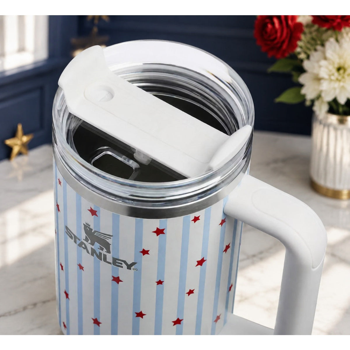 Stanley H2.0 FlowState Quencher 40oz White Multicolor Stars Tumbler