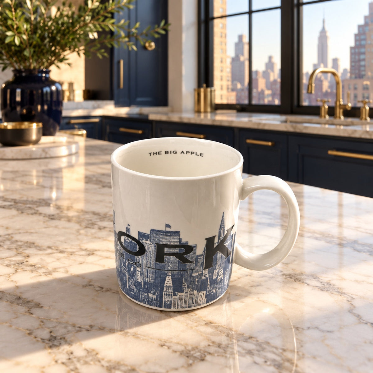 STARBUCKS 2002 New York City Skyline Mug Big Apple Barista Coffee Cup EUC