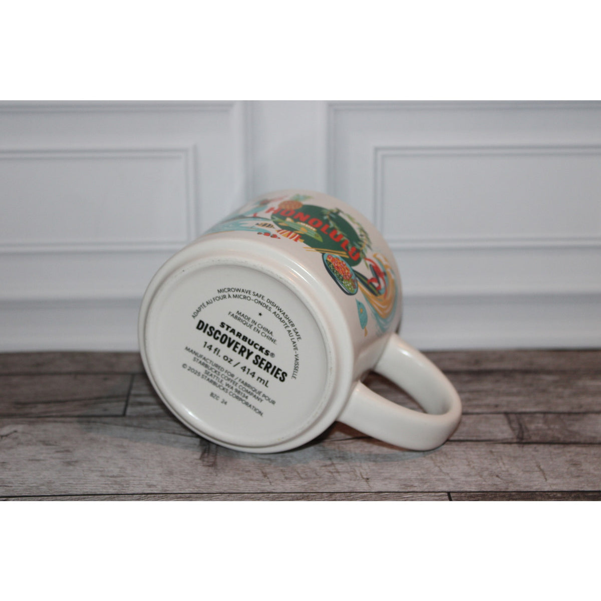 Starbucks Honolulu Hawaii Discovery Series 14 oz Mug Aqua Interior Coffee Cup