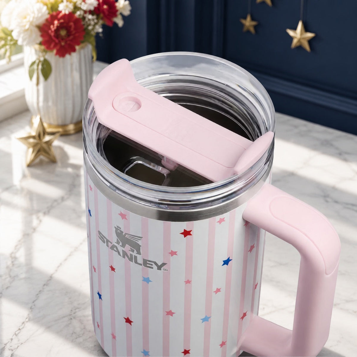 Stanley H2.0 FlowState Quencher 40oz Pink Multicolor Stars Tumbler